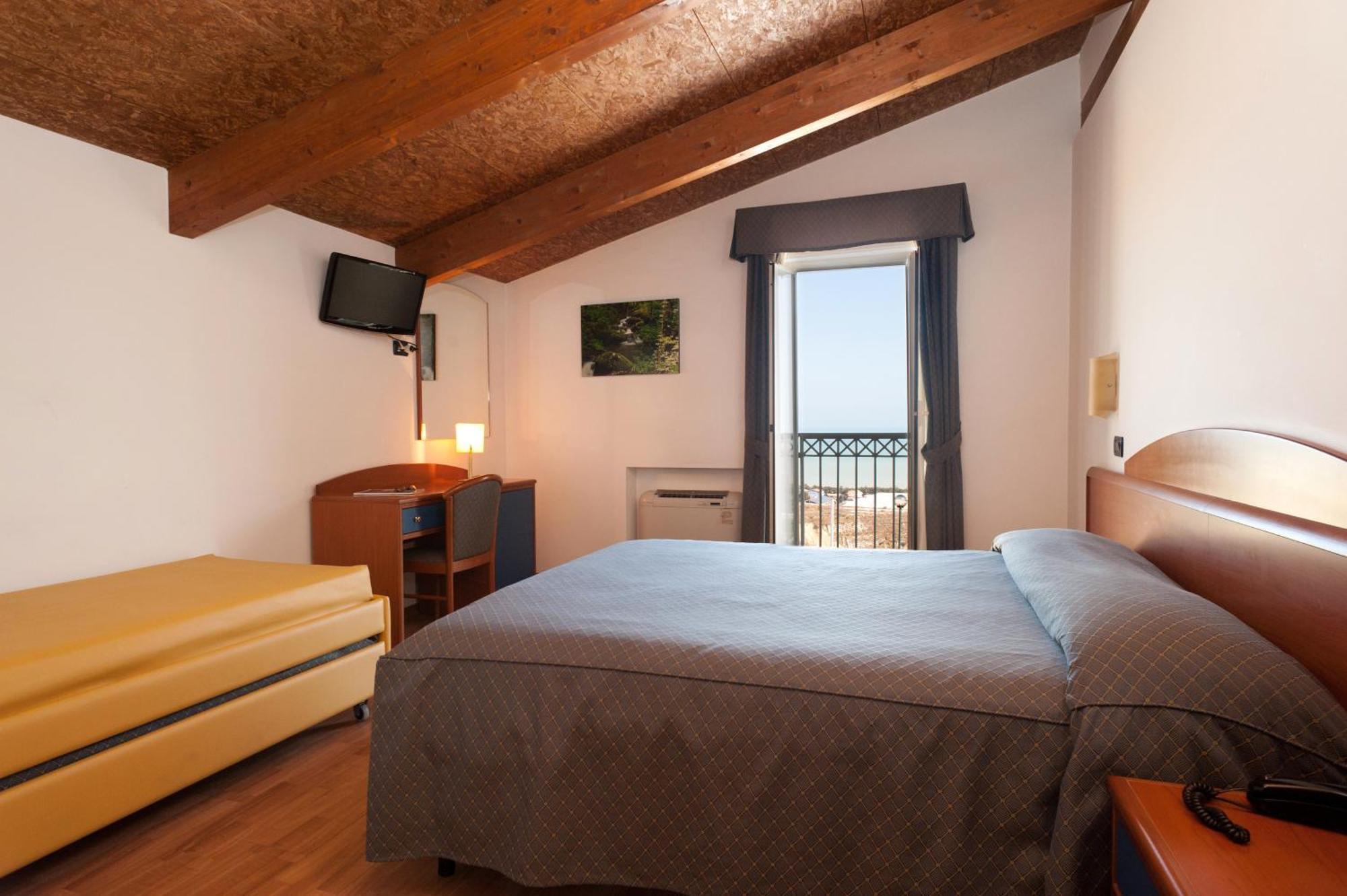 Casa Ferretti Di Ferretti Village Silvi Marina Room photo